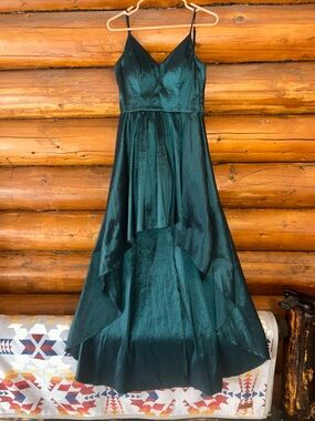 B Smart Metallic Emerald Green Cocktail Dress